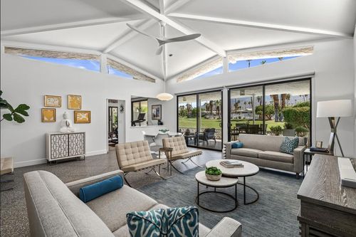 2233 S Madrona Dr, Palm Springs, CA, 92264-9512 | Card Image