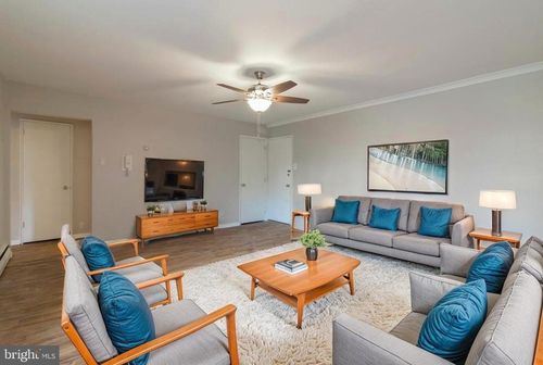 apt-104-383 Lakeside Rd, ARDMORE, PA, 19003-3228 | Card Image