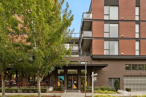 212-1601 N 45th St, Seattle, WA, 98103-6967 | Card Image
