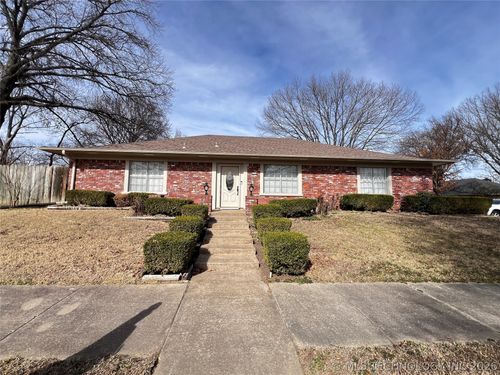 6919 E 74th St, Tulsa, OK, 74133-3046 | Card Image