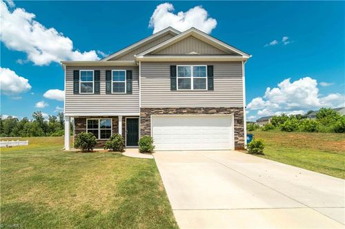 126 Argyle Ct, Mocksville, NC, 27028-4884 | Card Image
