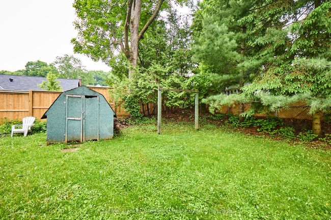 19 Florence St E, House other with 3 bedrooms, 2 bathrooms and 2 parking in Huntsville ON | Image 26