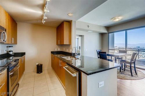 unit-2912-200 W Sahara Ave, Las Vegas, NV, 89102-5085 | Card Image