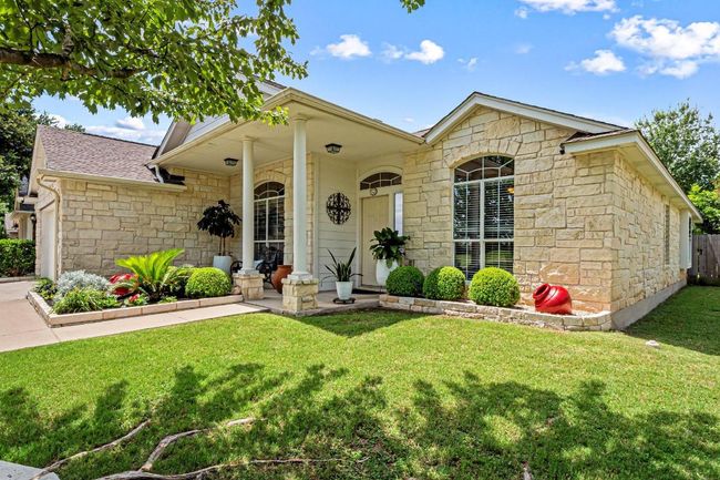 2527 Pearson Way, House other with 4 bedrooms, 2 bathrooms and 4 parking in Round Rock TX | Image 4
