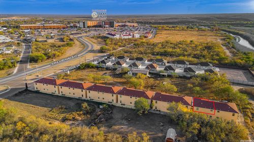 unit-24-391 Riverside, Eagle Pass, TX, 78852 | Card Image