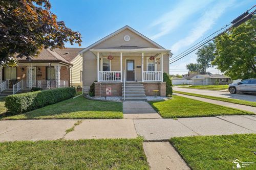 1615 Cora St, Wyandotte, MI, 48192-3317 | Card Image