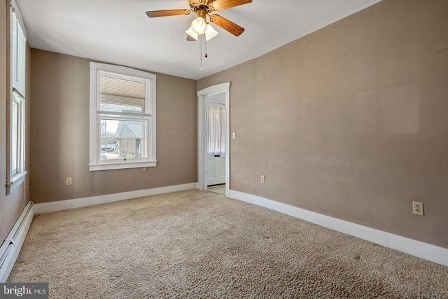332 W High St, House other with 4 bedrooms, 2 bathrooms and null parking in MANHEIM PA | Image 8
