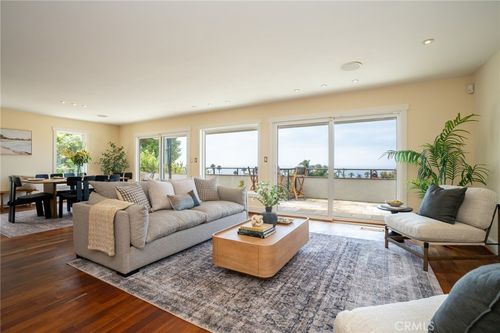 3612 S Walker Ave, San Pedro, CA, 90731-6046 | Card Image