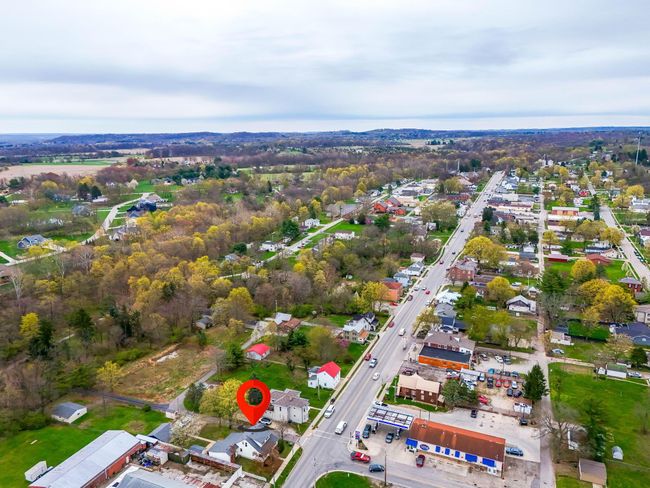 206 W Columbus St, House other with 4 bedrooms, 2 bathrooms and null parking in Lithopolis OH | Image 44