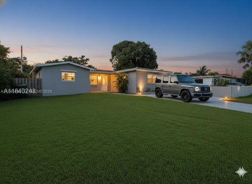 433 Sw 28th Ave, Fort Lauderdale, FL, 33312-2046 | Card Image