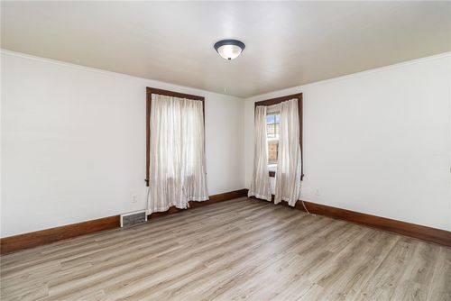 1564 Mount Hope Ave, Rochester, NY, 14620-4240 | Card Image