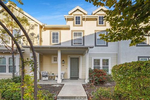 26 Passaflora Ln, Ladera Ranch, CA, 92694-1256 | Card Image