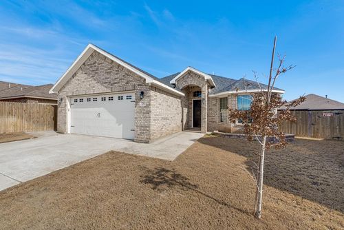 26 Balmoral Cir, Odessa, TX, 79765-2333 | Card Image