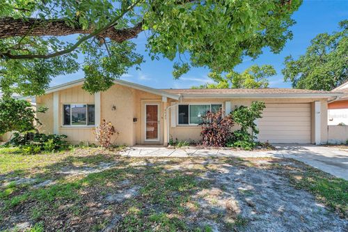4025 Stratfield Dr, NEW PORT RICHEY, FL, 34652-5654 | Card Image