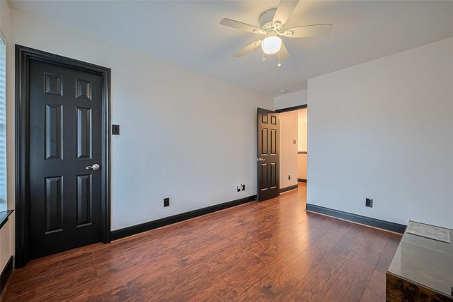 Guest room three | Image 28