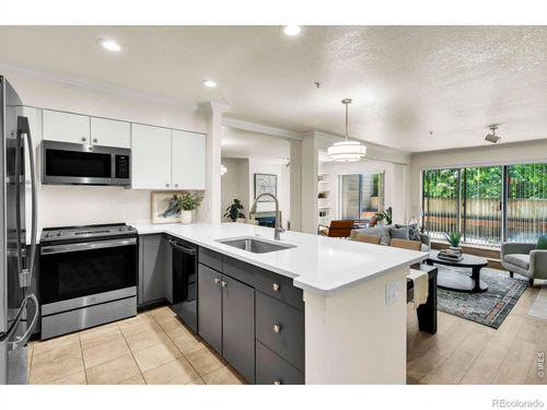 a17-848 Walnut St, Boulder, CO, 80302-3600 | Card Image