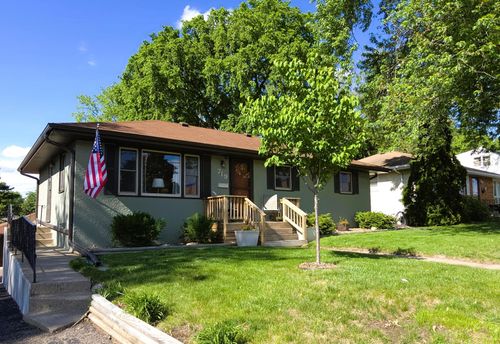 719 49th Ave Ne, Columbia Heights, MN, 55421-1707 | Card Image
