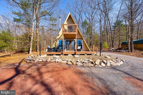 14141 Roberts Rd, HANCOCK, MD, 21750-1624 | Card Image