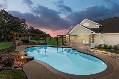 416 Legendary Oaks Blvd, Hempstead, TX, 77445-4456 | Card Image