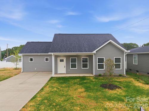 3800 Freedom Dr, Charlotte, NC, 28208-2208 | Card Image