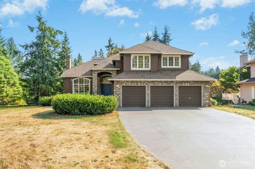 21825 Ne 81st St, Redmond, WA, 98053-2247 | Card Image