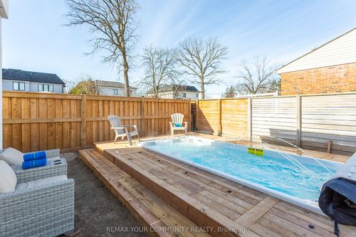 338 Woodale Ave, Oakville, ON, L6K2N7 | Card Image