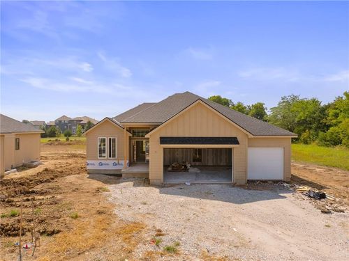 25013 W 90th Ter, Lenexa, KS, 66227-4030 | Card Image