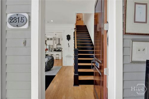 2315 Barnard St, savannah, GA, 31401-8527 | Card Image