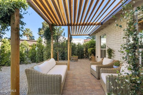 2811 E Corrine Dr, Phoenix, AZ, 85032-7120 | Card Image