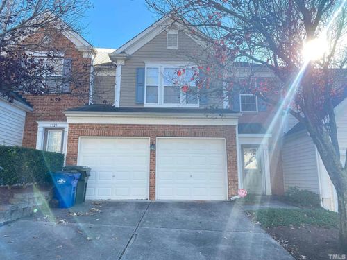 5531 Berry Creek Cir, Raleigh, NC, 27613-1466 | Card Image