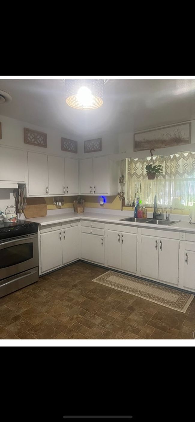 110 Westcott Cir, House other with 4 bedrooms, 2 bathrooms and 3 parking in Port St. Joe FL | Image 13