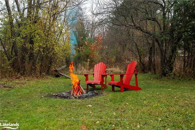 1105 Rosseau Lake Rd 1, House other with 3 bedrooms, 2 bathrooms and 8 parking in Windermere ON | Image 29