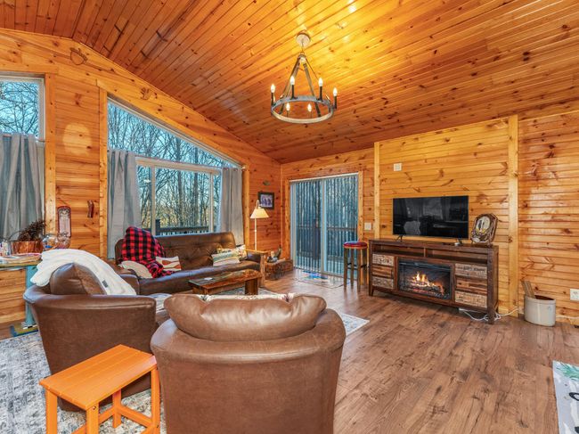 8676 E Bakely Cir, House other with 3 bedrooms, 2 bathrooms and null parking in Minocqua WI | Image 20