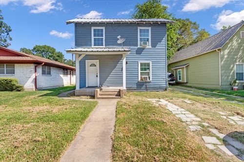 917 W Crawford St, Denison, TX, 75020-4327 | Card Image