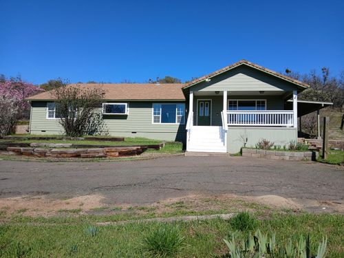 1360 Linn Rd, Eagle Point, OR, 97524-6598 | Card Image