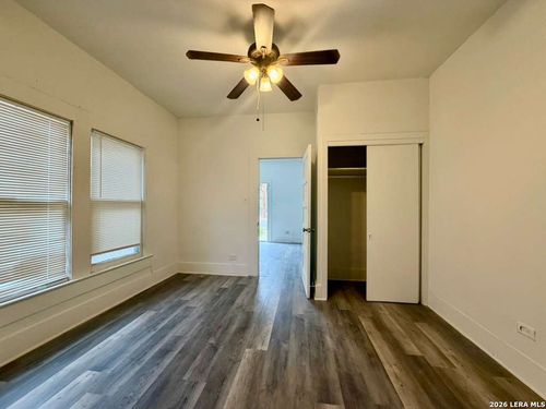 224 Lowell St, San Antonio, TX, 78210-2714 | Card Image