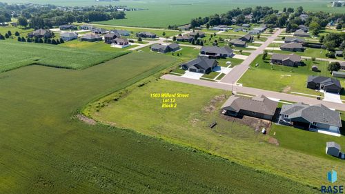 1503 Willard Ln, Larchwood, IA, 51241-7670 | Card Image