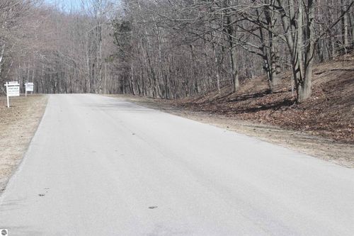 lot 19 Crystal View Cmns, Beulah, MI, 49617 | Card Image