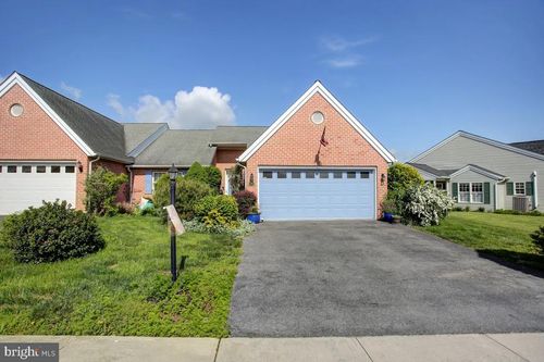 169 Lantern Ln, CHAMBERSBURG, PA, 17201-3292 | Card Image