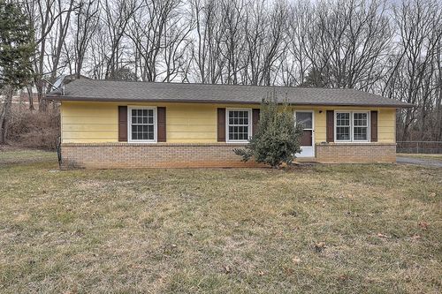 237 Old Abingdon Hwy, Bristol, VA, 24201-2803 | Card Image