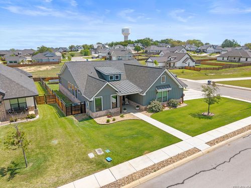 109 Juniper Pt, La Vernia, TX, 78121-0090 | Card Image
