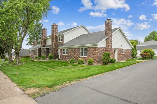 d2-2114 Black Ave, Eau Claire, WI, 54703-1339 | Card Image
