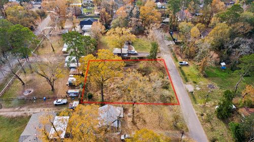 20629 Idle Glen Roadway, New Caney, TX, 77357-7925 | Card Image