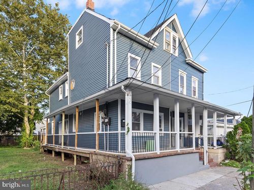 72 Franklin St, Trenton, NJ, 08611-3648 | Card Image