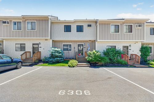 6306 Chelsea Cv, Hopewell Junction, NY, 12533-7114 | Card Image