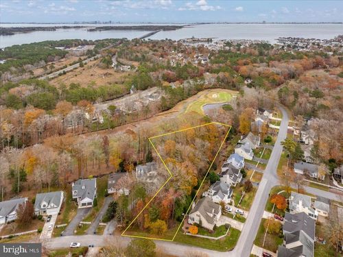 4 Dog Leg Ct, Ocean Pines, MD, 21811-9401 | Card Image