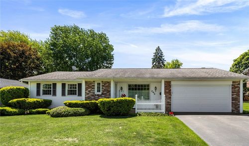242 Yarkerdale Dr, Greece, NY, 14615-1038 | Card Image