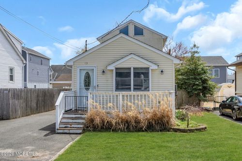 13 Adair Dr, Brick, NJ, 08723-7401 | Card Image