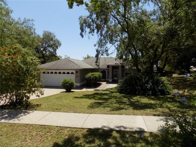 36709 Sandy Lane, House other with 3 bedrooms, 2 bathrooms and null parking in Grand Island FL | Image 1