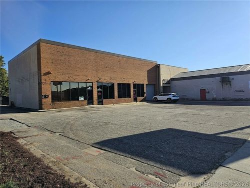 101-450 W Russell St, Fayetteville, NC, 28301-5575 | Card Image